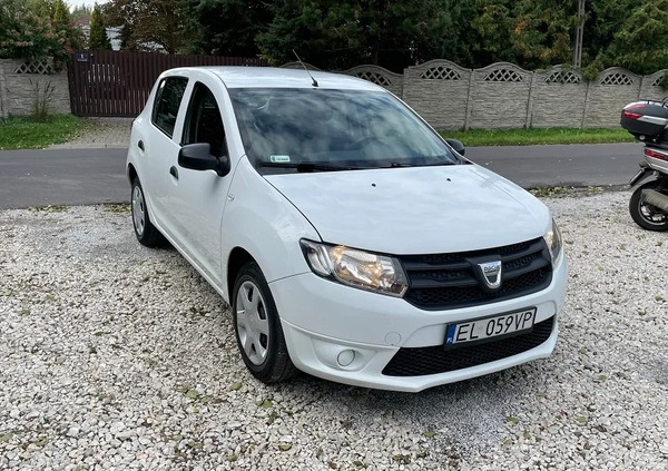 Dacia Sandero cena 24900 przebieg: 144000, rok produkcji 2015 z Sochaczew małe 326